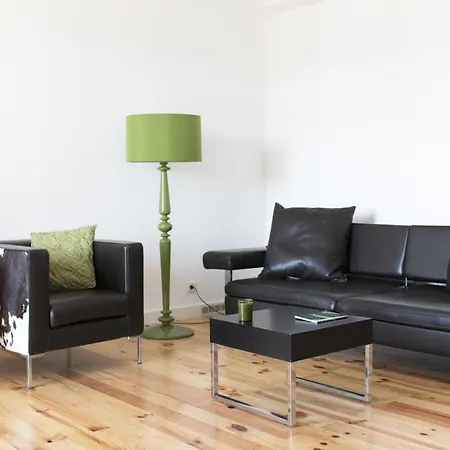 Cozy Flat With Sunny Terrace - Destino Apartmán