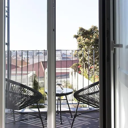 Cozy Flat With Sunny Terrace - Destino Lägenhet *
