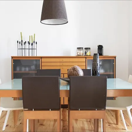Cozy Flat With Sunny Terrace - Destino Lisboa