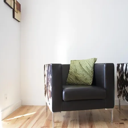 Cozy Flat With Sunny Terrace - Destino * Lisboa